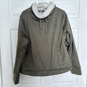 The North Face Cream Fleece Pullover
